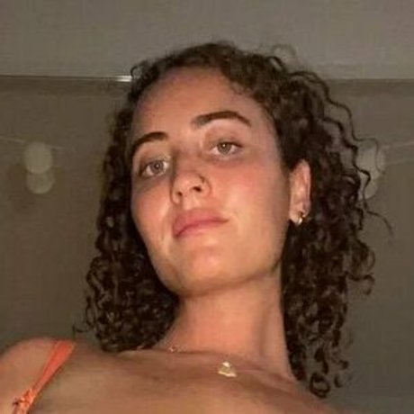 Ondine Mirosch sexy model pic