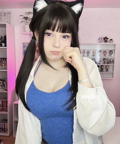 Upminaa high quality model image