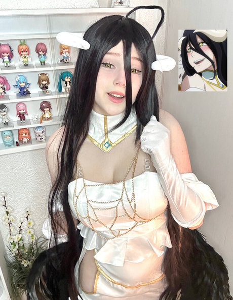 Upminaa pornstar sexy pic