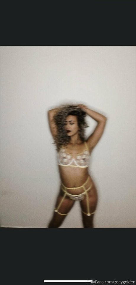 Zoey Bohadana hot actress img