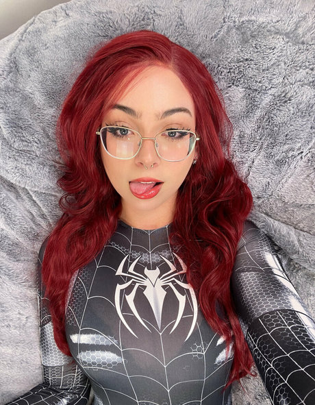 rowsvee2 star pornographic pic