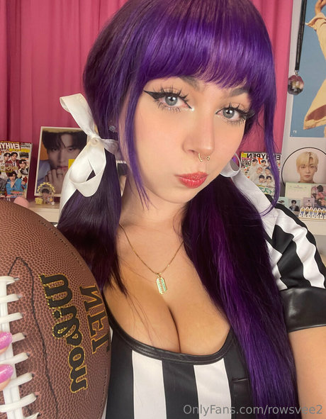 rowsvee2 pornstar beautiful pics