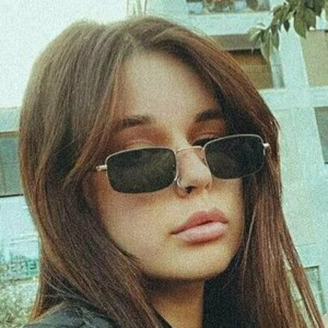 emilage pornographic star images