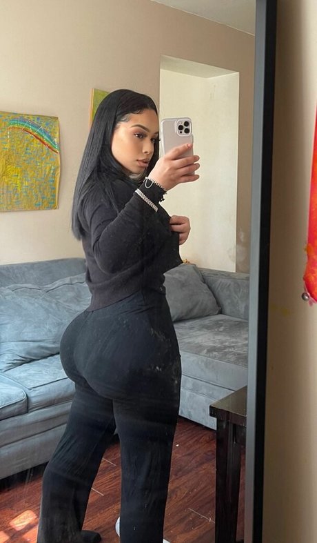 Gigifrmtexas model perfect picture