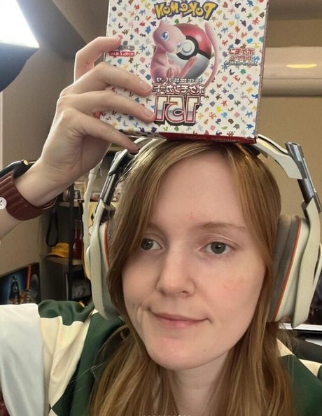 Amanda The Jedi star pretty photos