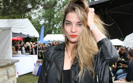 Annie Murphy naked pornstar gallery