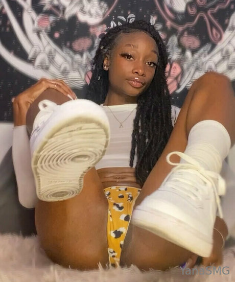 yanasmg pornographic actress archive