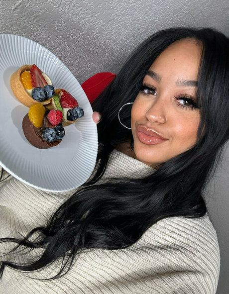 biancathebaker model xxx images