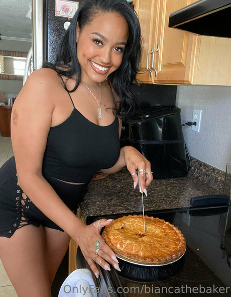 biancathebaker naked pornstar pics