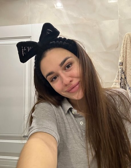 Kitty Katty sexy model archive