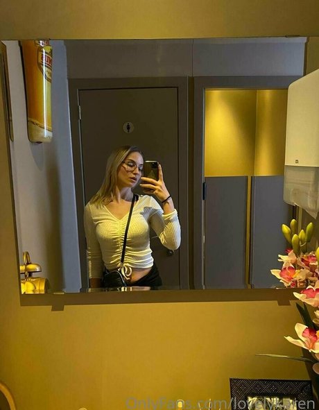 karen tang model photos