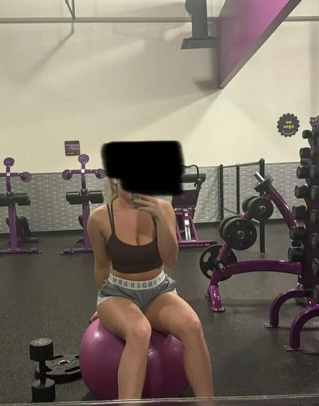 its susannuh sexy model galleries