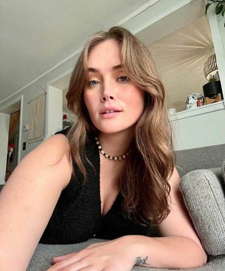 Eva Kay Serres model nice galleries