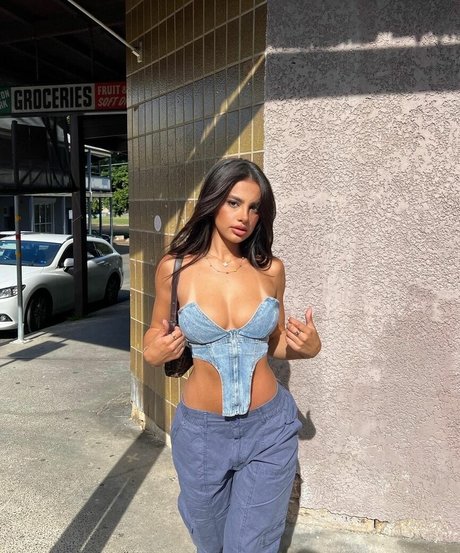 Jessica Bader pornstar beautiful image