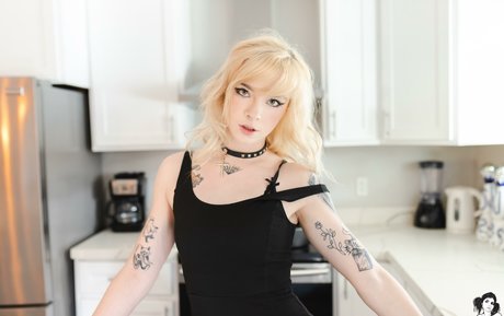 Sinkiity naked star photo