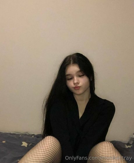 monikastray star sexy photo