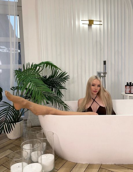 PlaywithAnny porn star photos