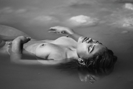 Alena Apollonova star erotic galleries