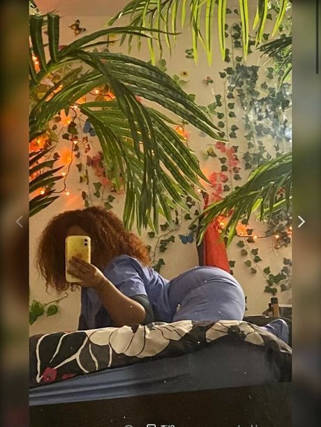 Keyiwot model porn galleries