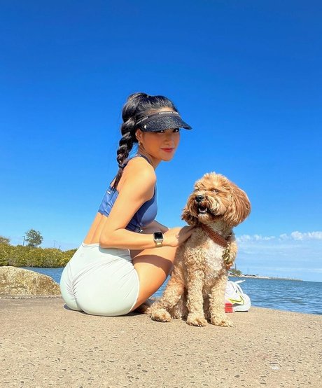 Kwissty model naked picture