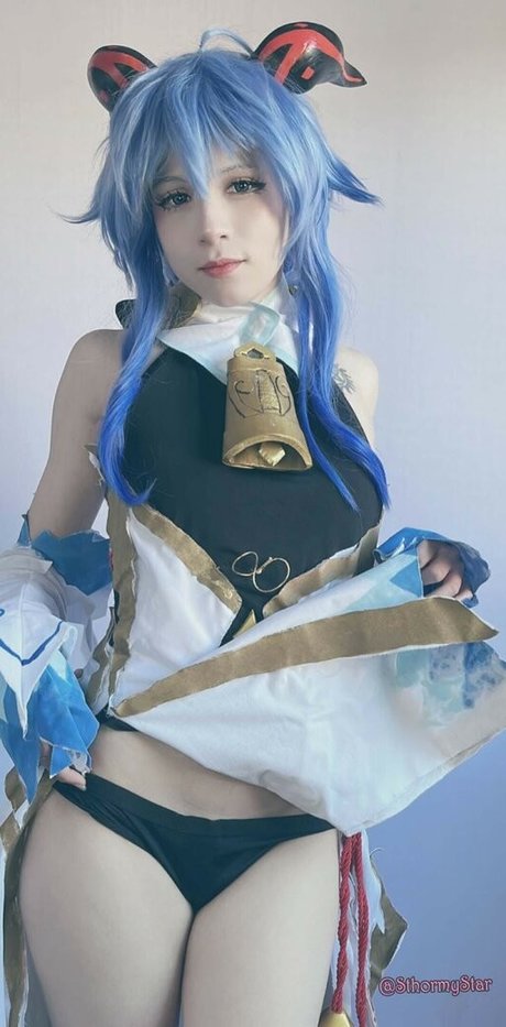 Sthormyy pornographic model img