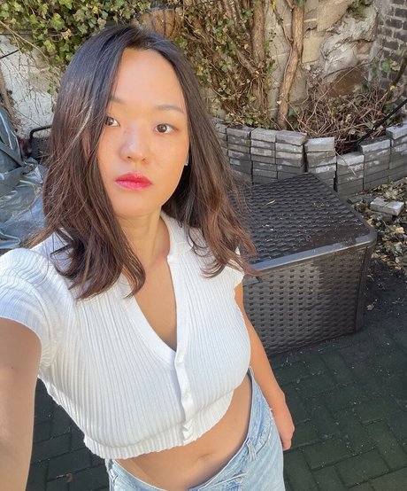 Park Hyye Jin Profile pic