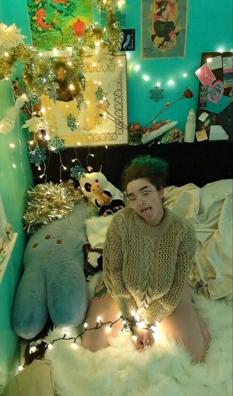 crystallovinghomo model beautiful pictures