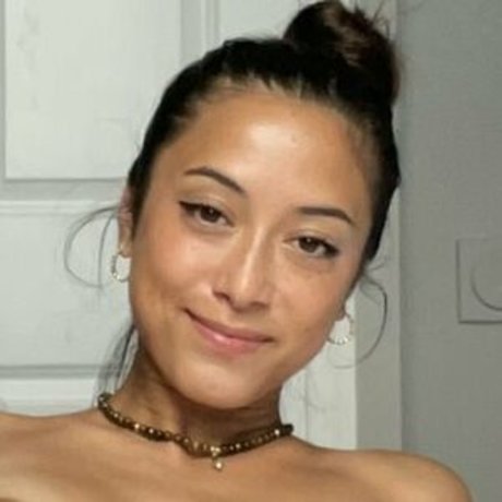 Carolyn Roque pornstar high quality photos