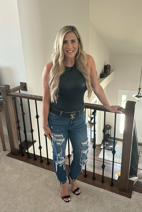 Julesonly erotic actress archive