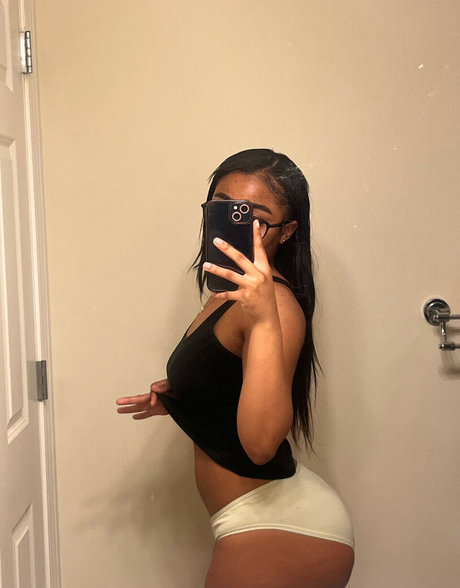 Kayyoniii high quality model pictures