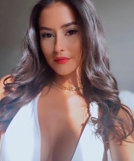 Morgan Voit model high quality pic