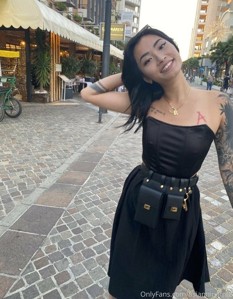 asianiina perfect pornstar archive