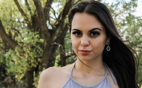 Kaitlin Haehae art actress gallery