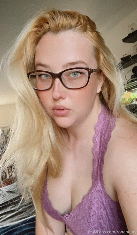 ronebooty sexy pornstar photo