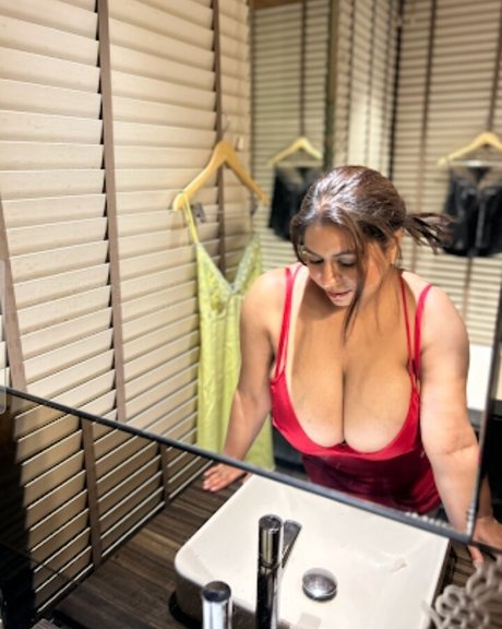 Charu S model sexy img