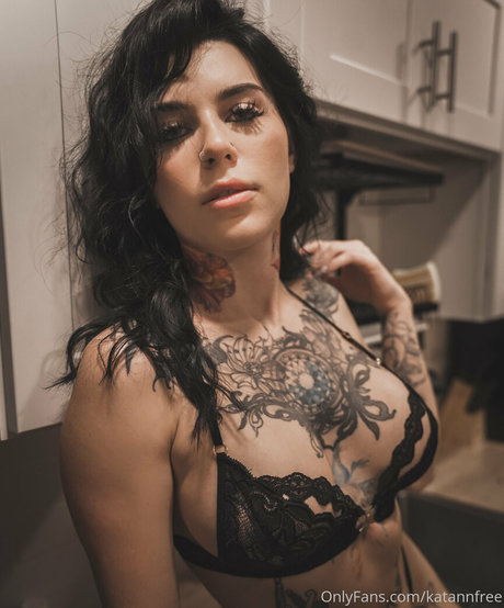 katannfree pornographic actress photos