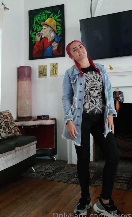 deirys naked model gallery