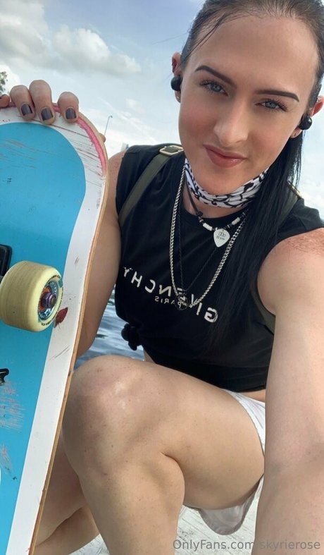 skyrierose top pornstar gallery