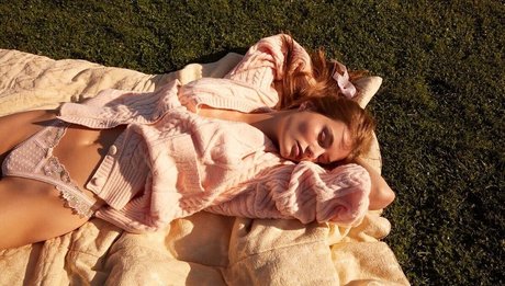 Myrthe Bolt beautiful pornstar images