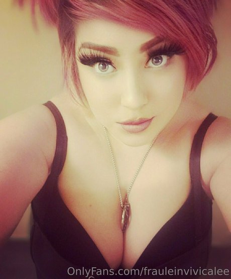 frauleinvivicalee model hot pic