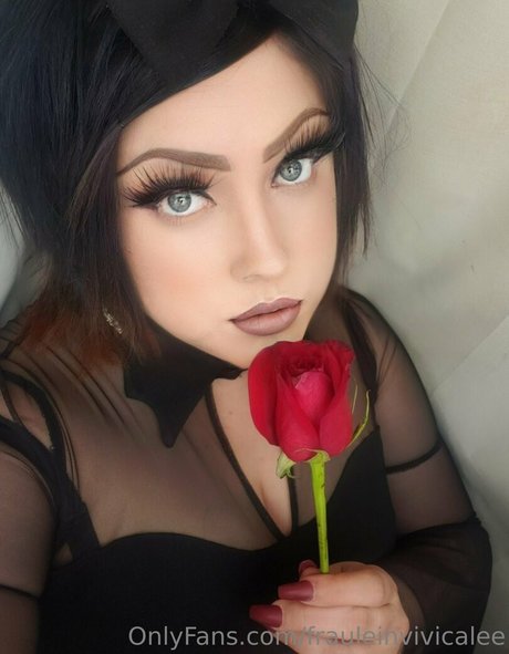 frauleinvivicalee pornographic star photos