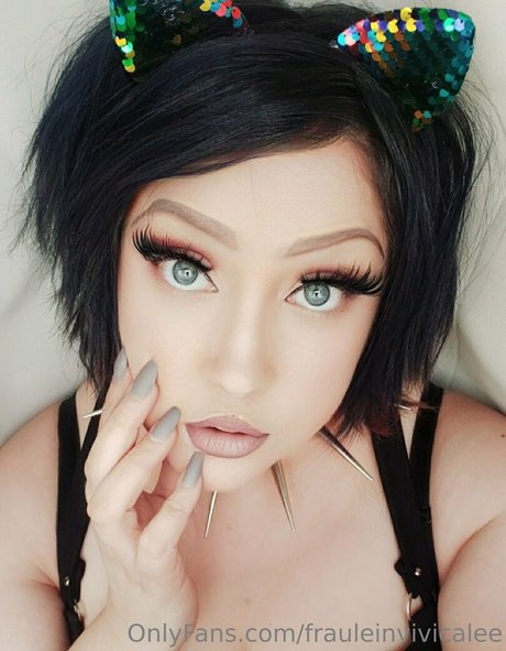 frauleinvivicalee sexy star photos