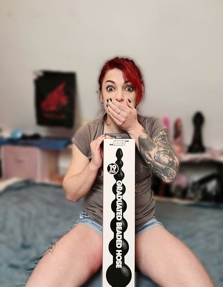 Fiona secret nude model photos