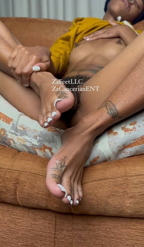 Zafeetllc nudes model img