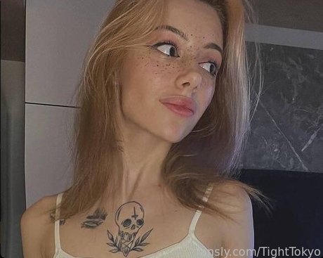 Tight Tokyo exclusive actress pics