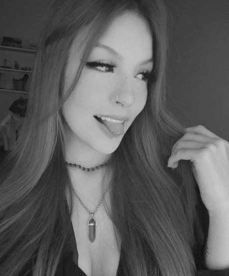 Lori Souza high quality model photos