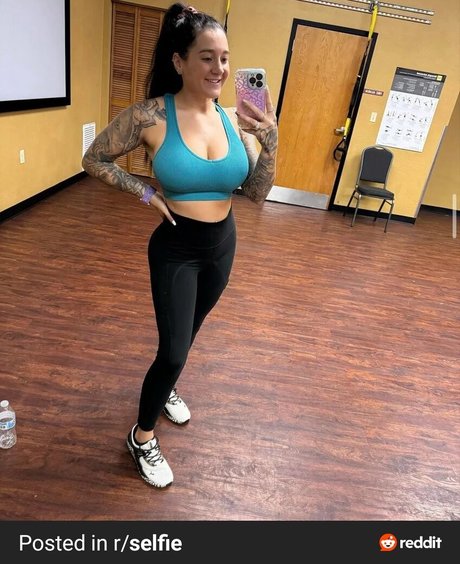 HaleyRose star sexy img