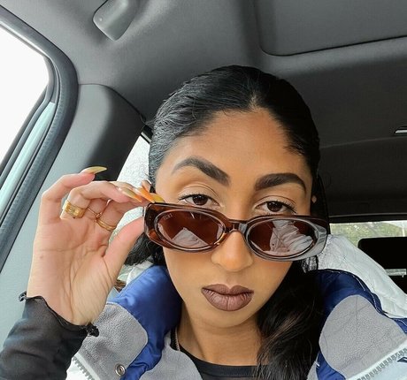 its shrushru star beautiful photos