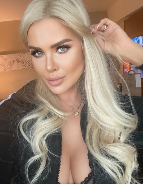 Elisa Bethann model nudes img