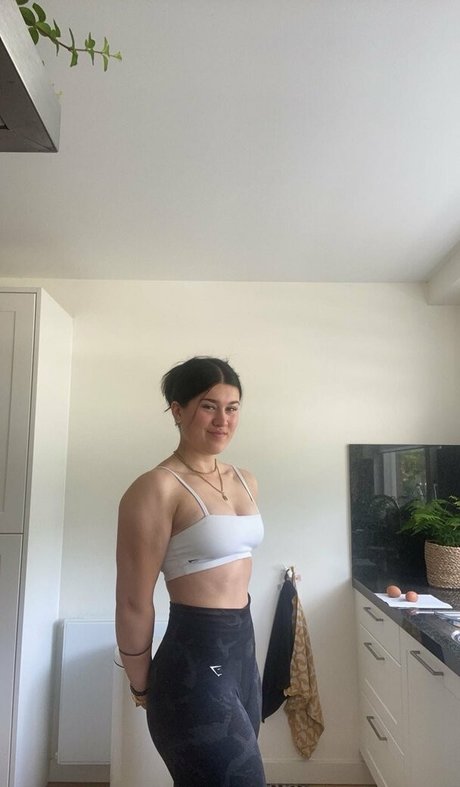 bellaahh42 star exclusive photo